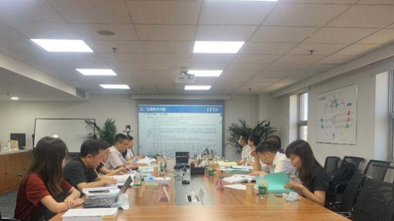 在挑选运维外包服务商时，首先要关注其资质与信誉。以下是一些重要的信任锚点：